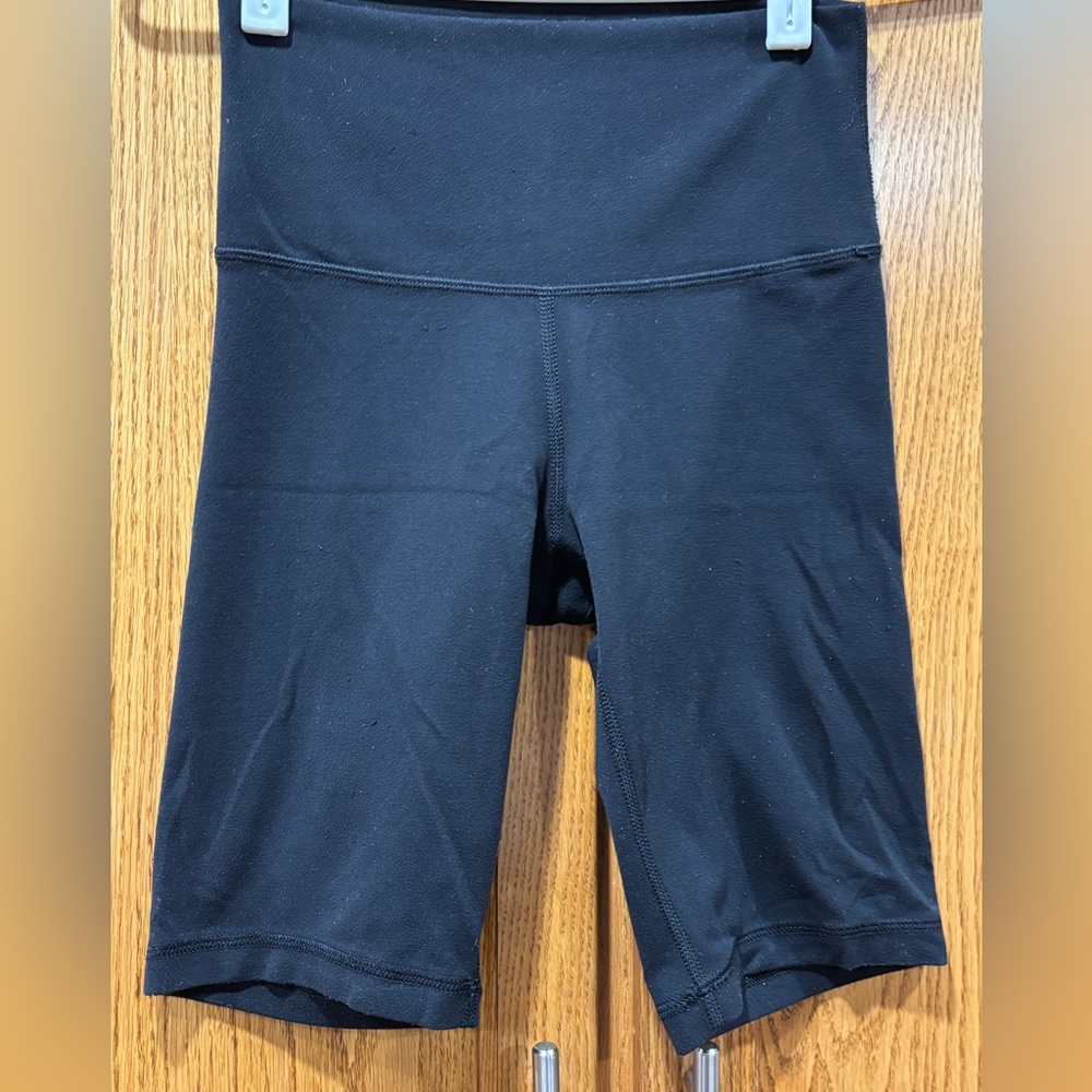 TNA Black Women's Shorts - Picture 2 of 6